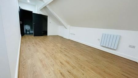 3 Bed Flat, Regent Street, B66 - Photo 4