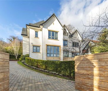 Exceptional six bedroom luxury residence in Bowdon with gym, cinema... - Photo 2