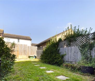 Woodfield Way, Theale, Reading, RG7 - Photo 3