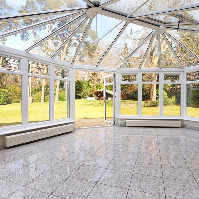 4 bedroom detached house to rent - Photo 1