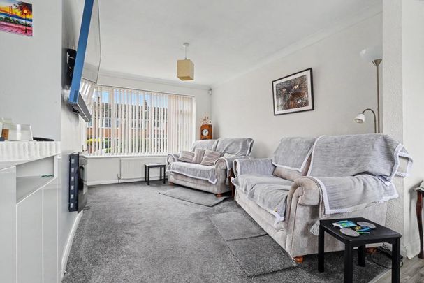 3 bedroom semi-detached house to rent - Photo 1