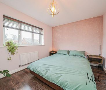 2 bedroom end of terrace house to rent - Photo 3