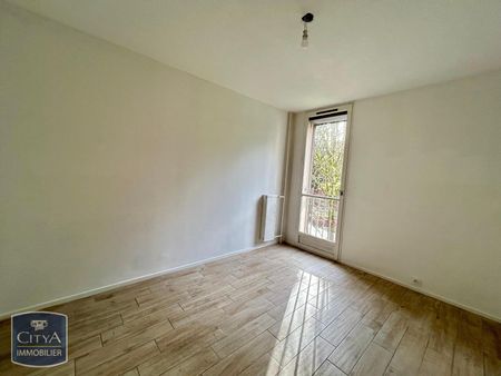 Location Appartement 3 pièces 77m² CENON 33150 - Photo 3