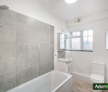3 bedroom apartment to rent - Photo 6