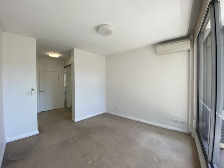 305/8 Duntroon Avenue, St Leonards NSW 2065 - Apartment For Rent | Domain - Photo 3