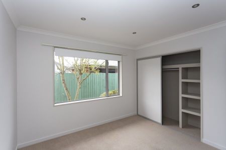 Spacious 4 Bedroom Family Home! - Photo 3