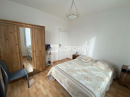 Apartment - Photo 2