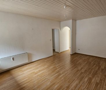 2-Zimmer, Dachgeschoßwohnung mit Schrankraum extra Küche - Photo 1