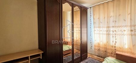 Apartament 3 camere, 65mp,lift, decomandat, parcare, strada Calea Floresti - Photo 2