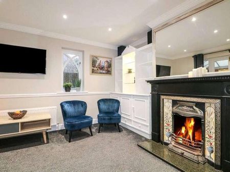 Saturn Croft, Winkfield Row, Bracknell, RG42 - Photo 5