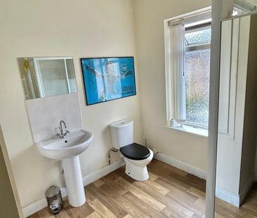 Thorncliffe Street, HUDDERSFIELD - Photo 2