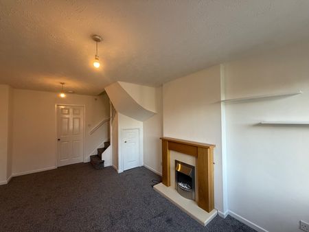 2 bedroom terraced house to rent - Photo 5