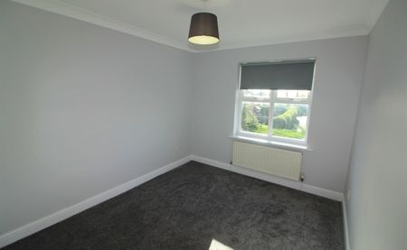 Thirsk Grove, LS10 - Photo 2