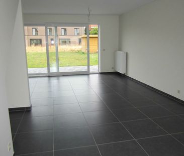 Mooie woning in rustige buurt met tuin en carport - Foto 3