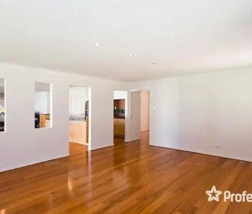 10 Darwinia Loop, Canning Vale WA 6155 - Photo 6