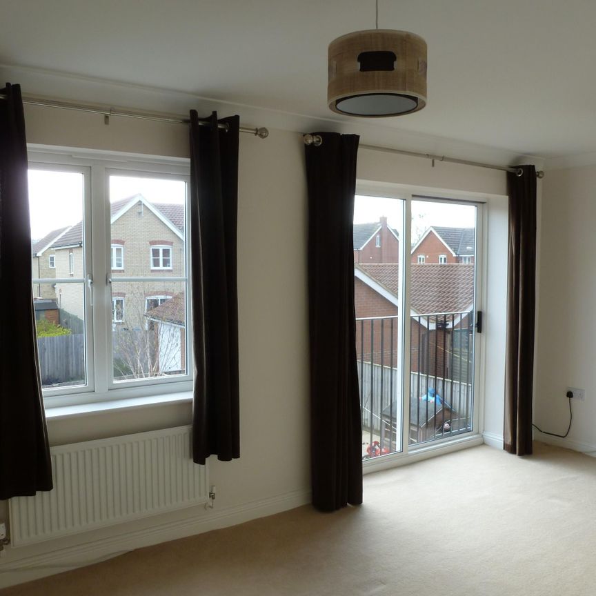 Water Meadow Way, Downham Market - Photo 1