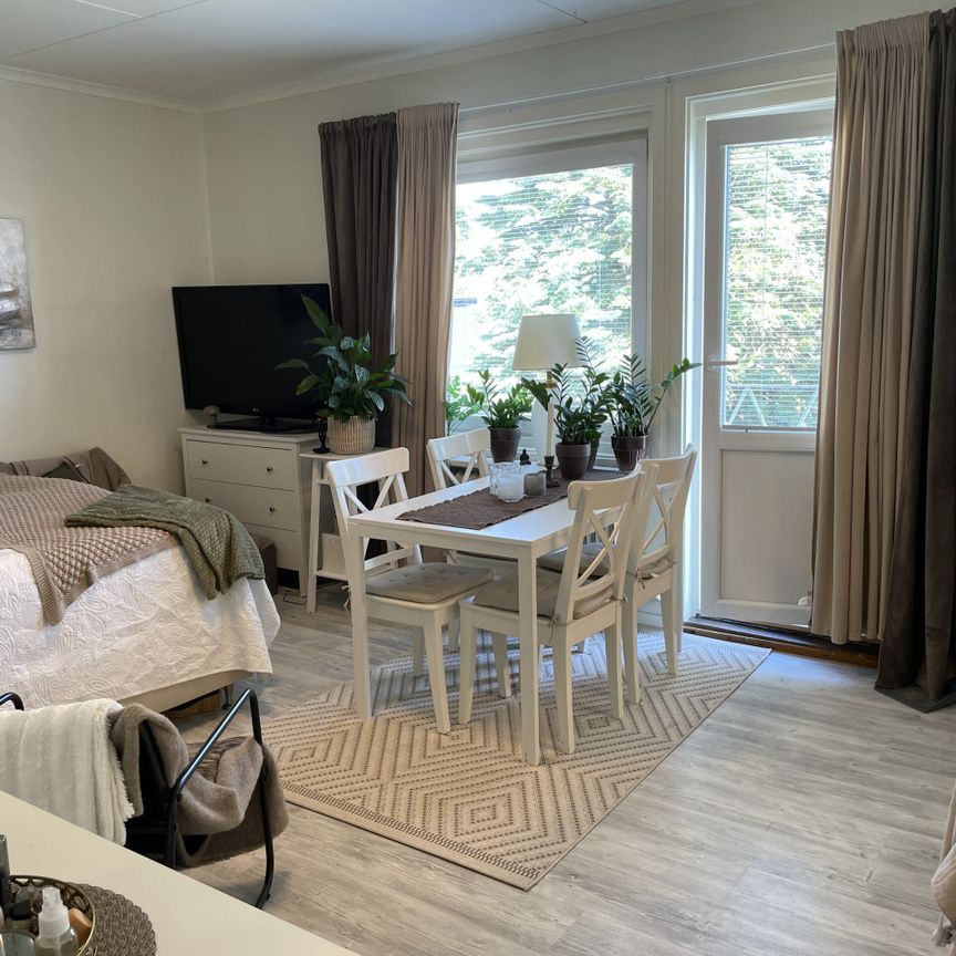 Fräsch 1:a på Överstan - Foto 1