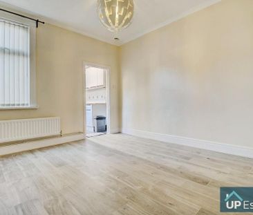 2 bedroom end of terrace house to rent - Photo 6