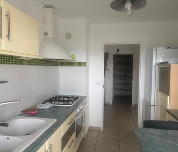 Location Appartement 4 pièces 78m² VALENCE 26000 - Photo 6