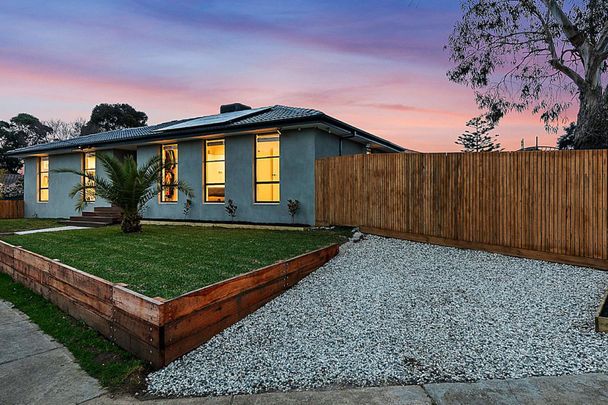 30 Taranna Street, Mornington. - Photo 1