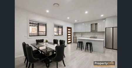 Stunning 3-Bedroom Back House for Rent. Don't miss out. - Photo 4