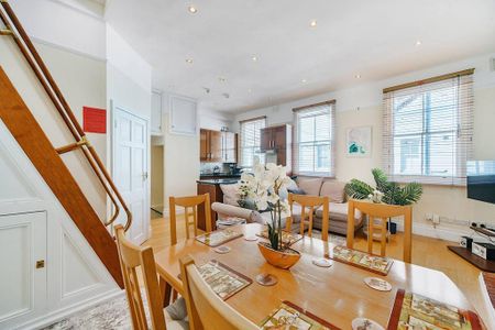 3 bedroom mews to rent - Photo 4