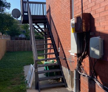 For Lease - 77 East Avenue Unit# 4, Brantford, Ontario - Photo 6