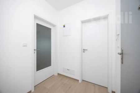 Pronájem nového bytu 2+kk s balkonem, 49 m - Фото 5