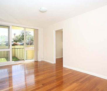 2/12 St James Road, Armadale VIC 3143 - Photo 5