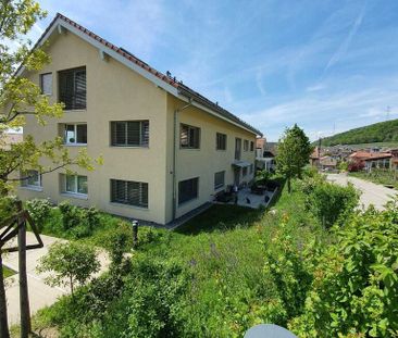 For rent, in a green setting, 2.5 room apartment with terrace - Photo 4