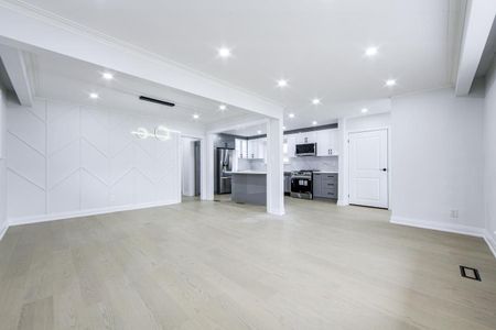For Lease - 70 Moraine Hill MAIN Drive, Toronto, Ontario - Photo 4