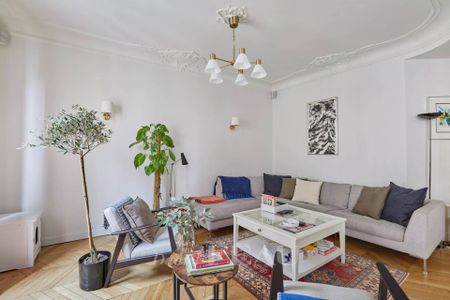 Location appartement, Paris 7ème (75007), 4 pièces, 103.05 m², ref 86692506 - Photo 2