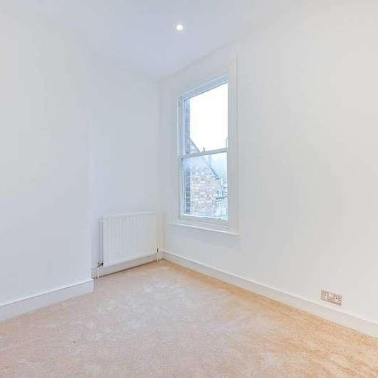 Turnham Green Terrace, Turnham Green, W4 - Photo 1