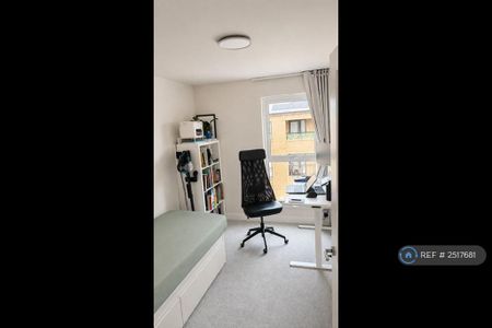 3 bedroom penthouse to rent - Photo 5