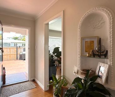 Character 1950s Cottage with Modern Comforts - Photo 2