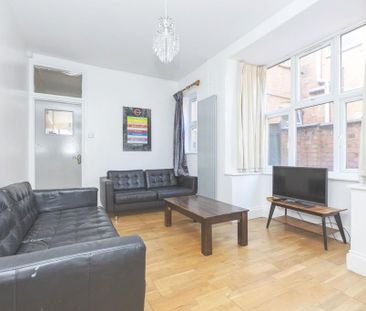 5 bedroom terraced house to rent - Photo 2