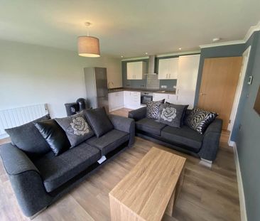 3 bedroom flat to rent - Photo 1
