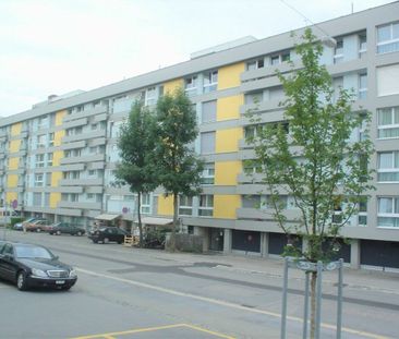 Bel appartement de 2 pièces dans un emplacement central - Photo 2