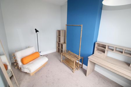 2 bedroom terraced house to rent - Photo 3