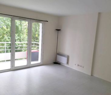 Location Appartement 1 pièces 29 m2 à Combs-la-Ville - Photo 1