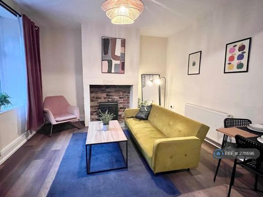 2 bedroom terraced house to rent - Photo 1