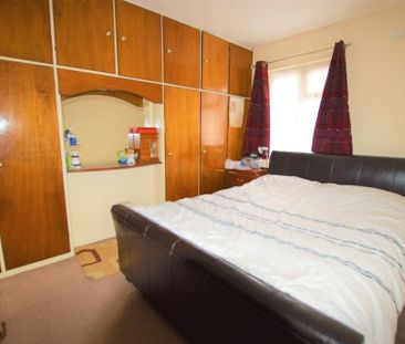 5 bedroom semi-detached house to rent - Photo 3