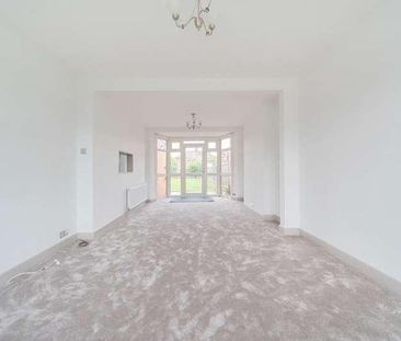 Peareswood Gardens, Stanmore, HA7 - Photo 2