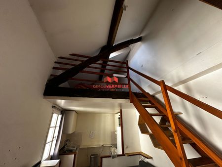 Location Appartement 1 pièce 26m² - Photo 2