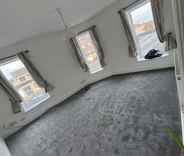 2 Bed Flat, Soundwell Road, BS16 - Photo 1