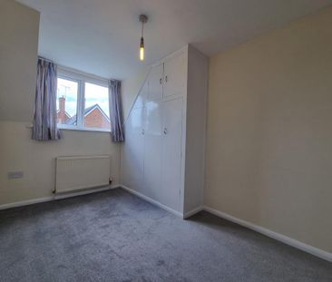 3 bedroom semi-detached house to rent - Photo 6