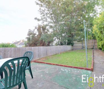 4 bedroom terraced house to rent - Photo 6