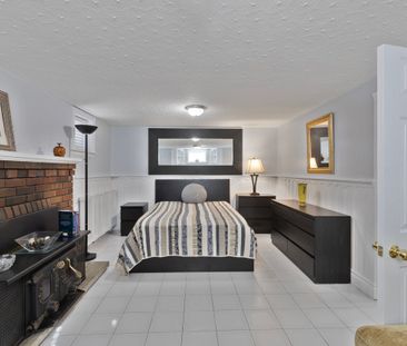 For Lease - 114 Trowell Avenue Unit# Lower, Toronto, Ontario - Photo 4