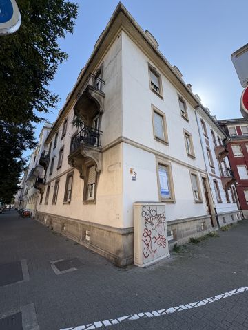 Location Appartement 4 pièces 97m² STRASBOURG 67100 - Photo 3