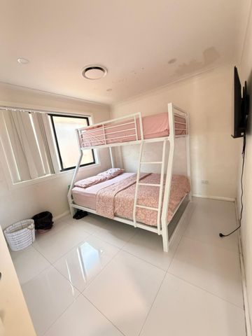 Modern 4-Bedroom Home Offering Style & Convenience - Photo 4